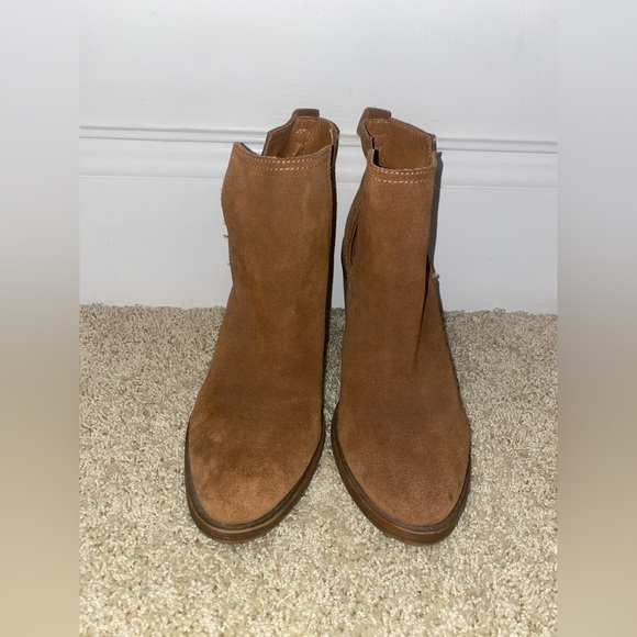 Steve Madden Sharini Chestnut Suede Leather Ankle Booties - Picture 8 of 13